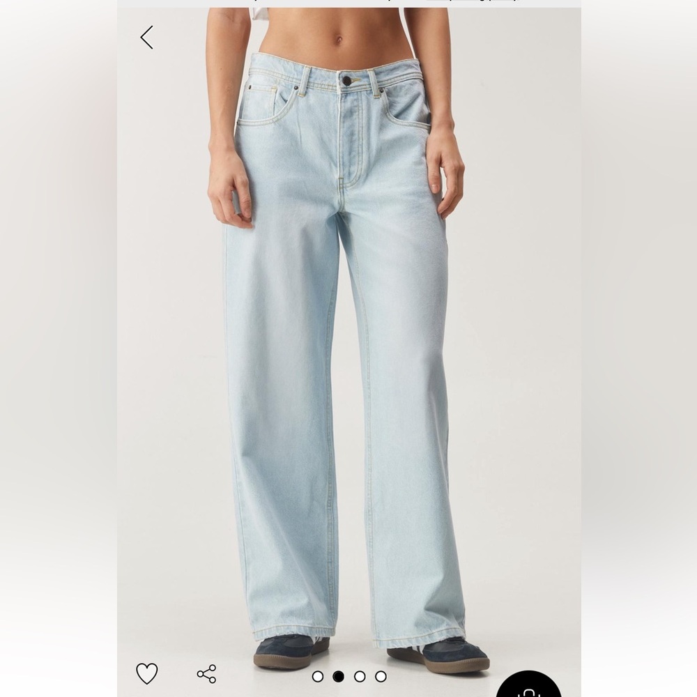 The low rise boyfriend jeans